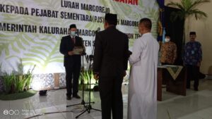 SERAH TERIMA JABATAN LURAH MARGOREJO