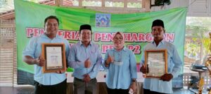 LUNASI PBB 2023 NGLEBENG DAN NGAMBOH TERIMA PENGHARGAAN