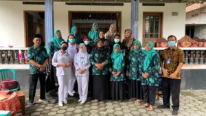 POSYANDU DAN POSBINDU PADUKUHAN LOJAJAR KALURAHAN MARGOREJO