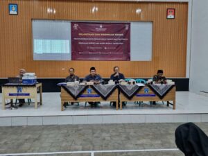 PELANTIKAN PANTARLIH PILKADA 2024 KALURAHAN MARGOREJO
